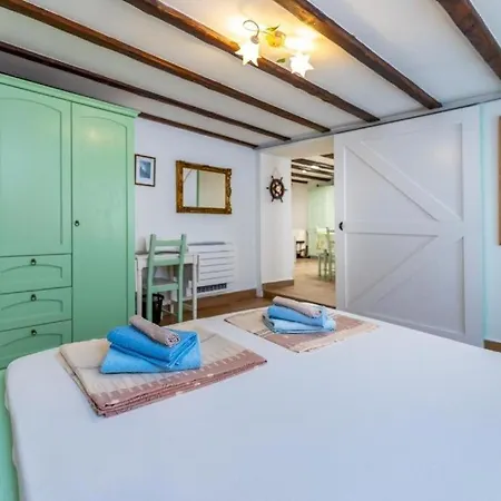 By The Sea Baska, Krk - 22409 Lägenhet